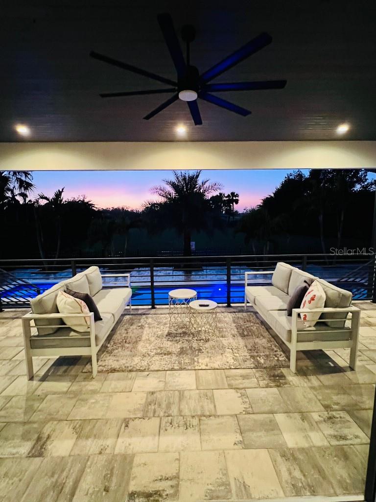 TB8467834 Property Photo