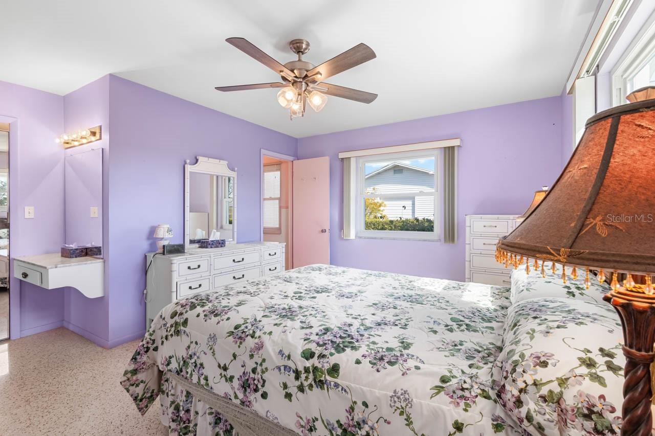 Primary Bedroom3