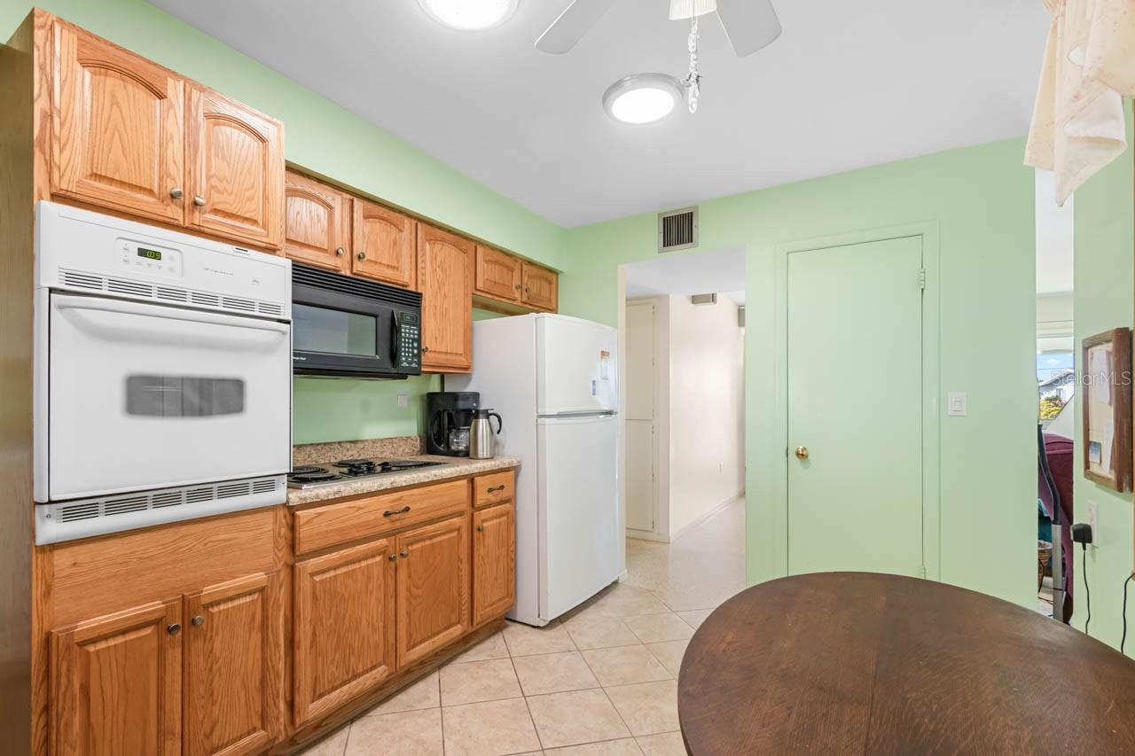 Kitchen2