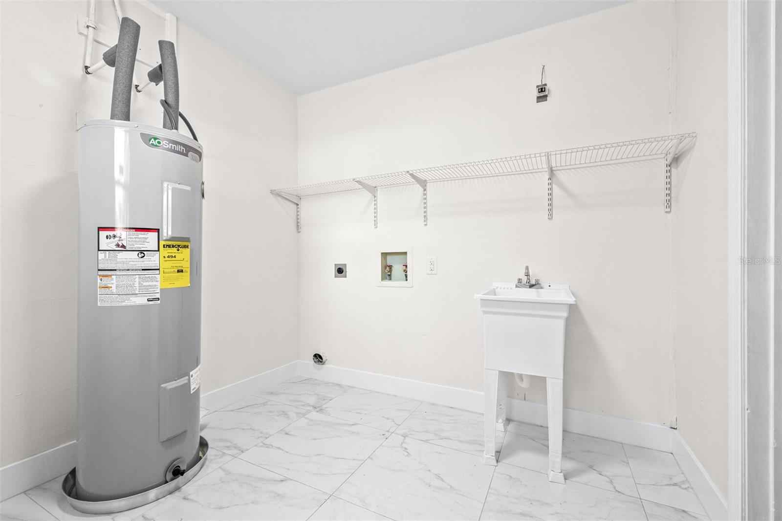 TB8467858 Property Photo