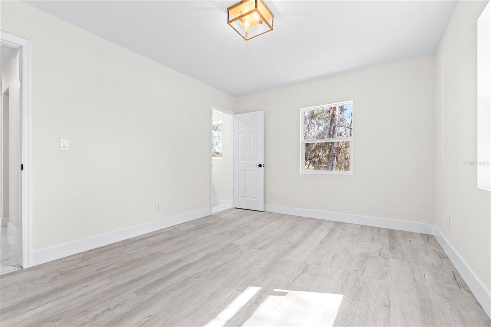 TB8467858 Property Photo