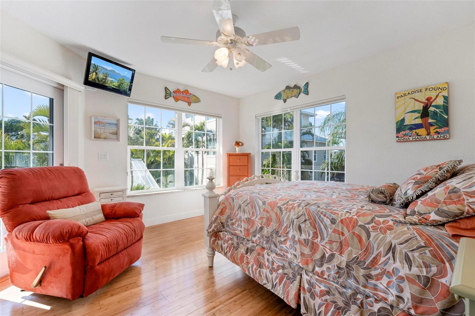 TB8467871 Property Photo