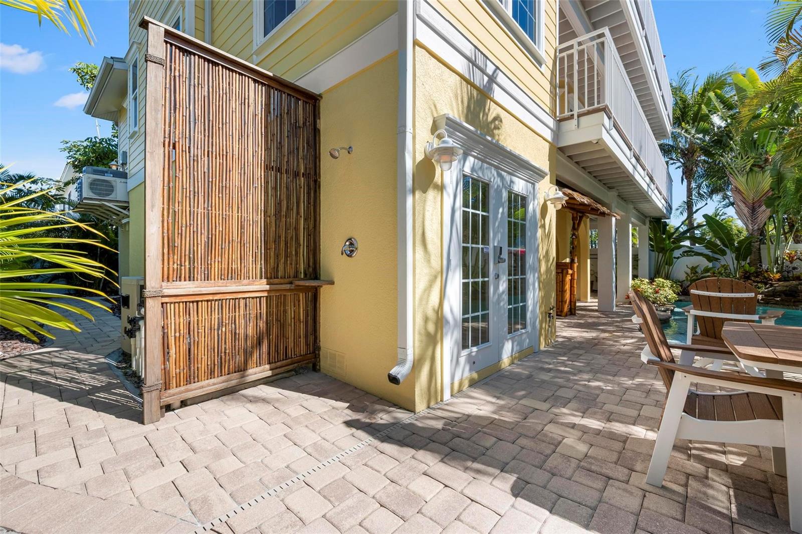 TB8467871 Property Photo