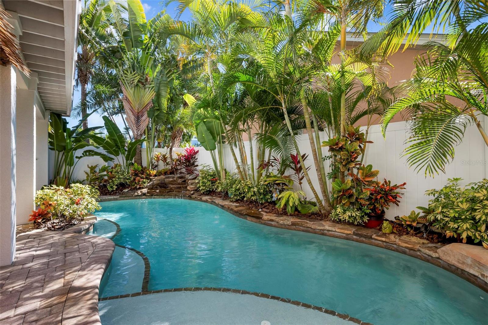 TB8467871 Property Photo