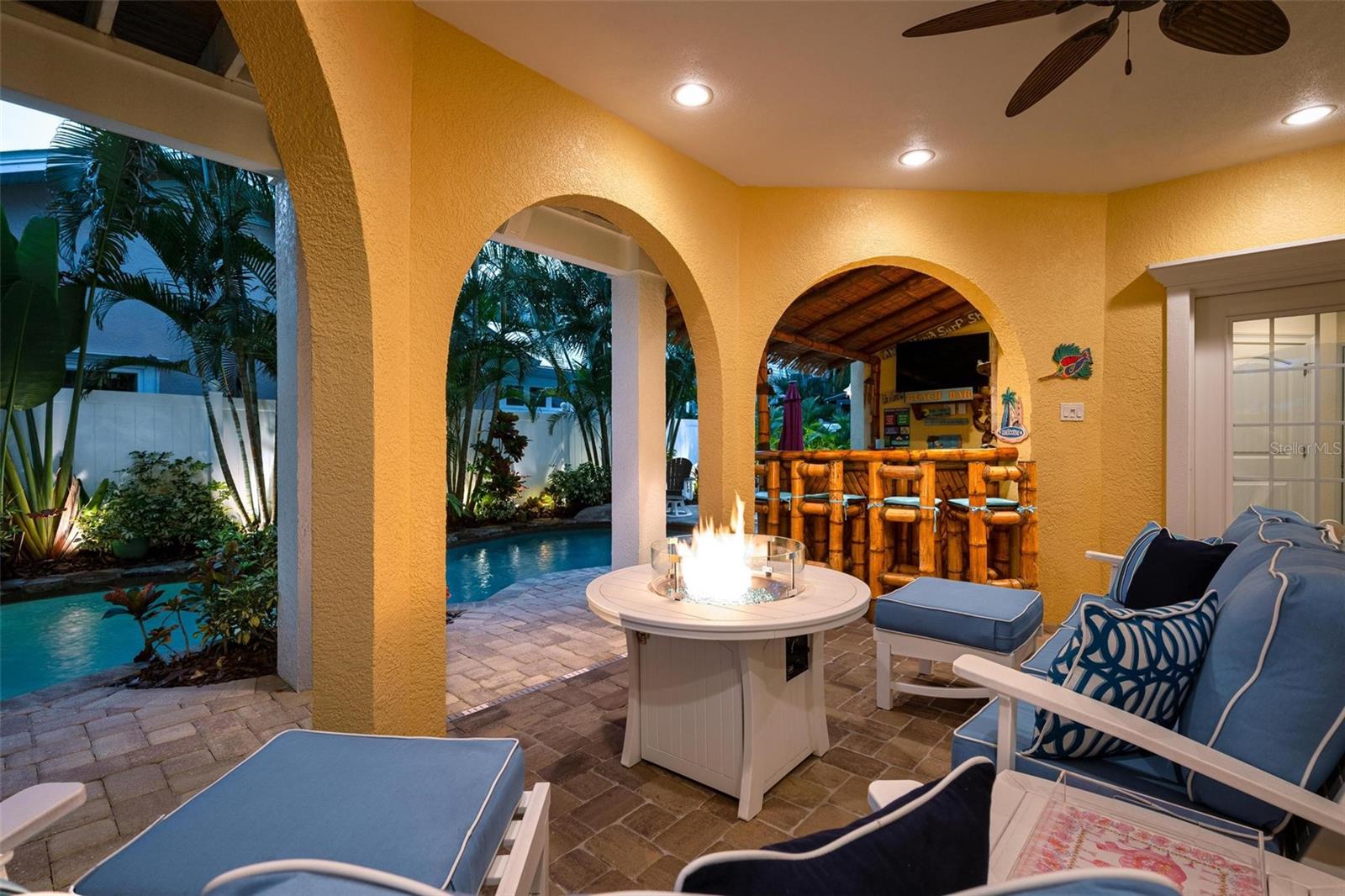 TB8467871 Property Photo