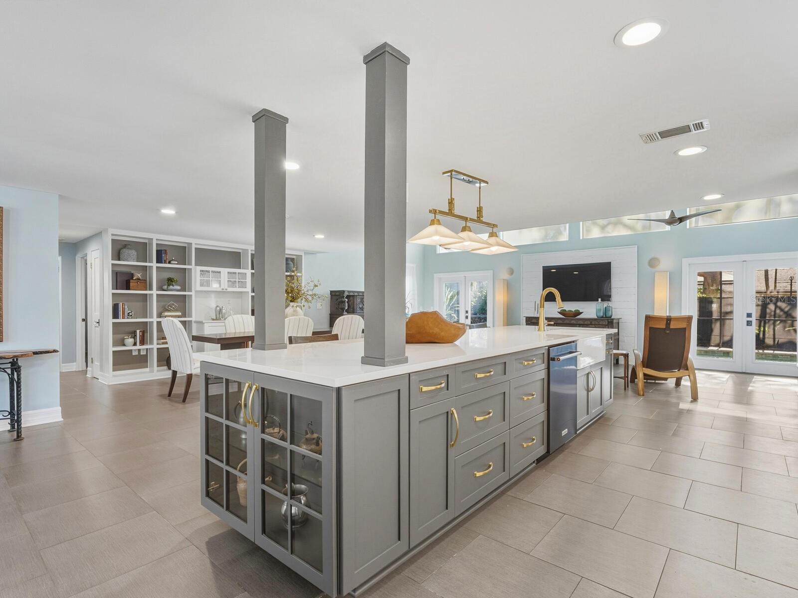 1002 GLEBE LN, SARASOTA, FL, 34242