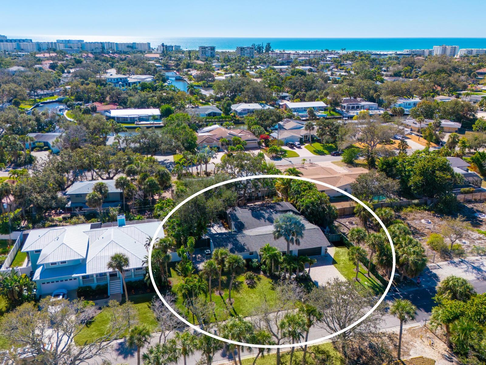 1002 GLEBE LN, SARASOTA, FL, 34242