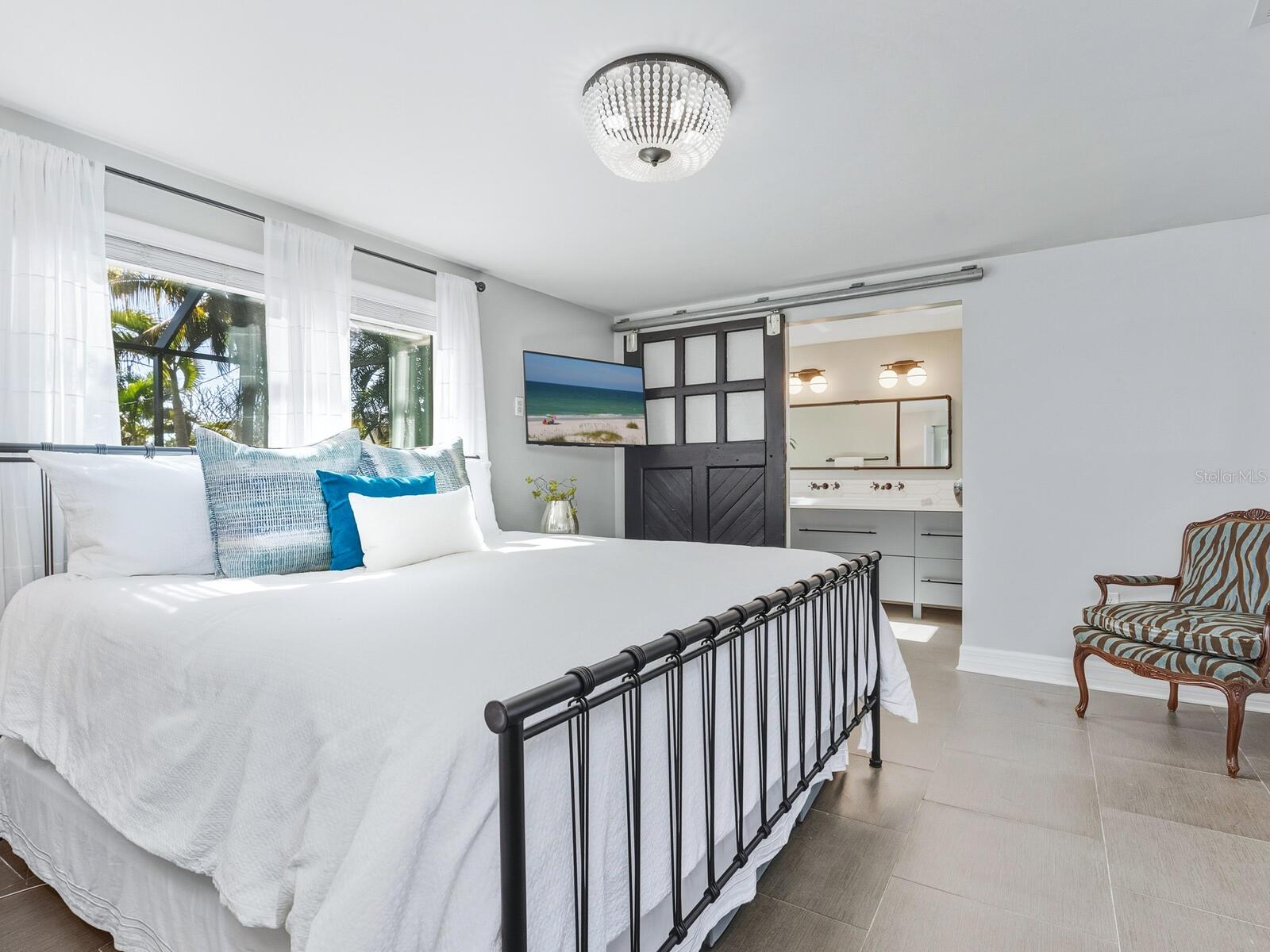 1002 GLEBE LN, SARASOTA, FL, 34242