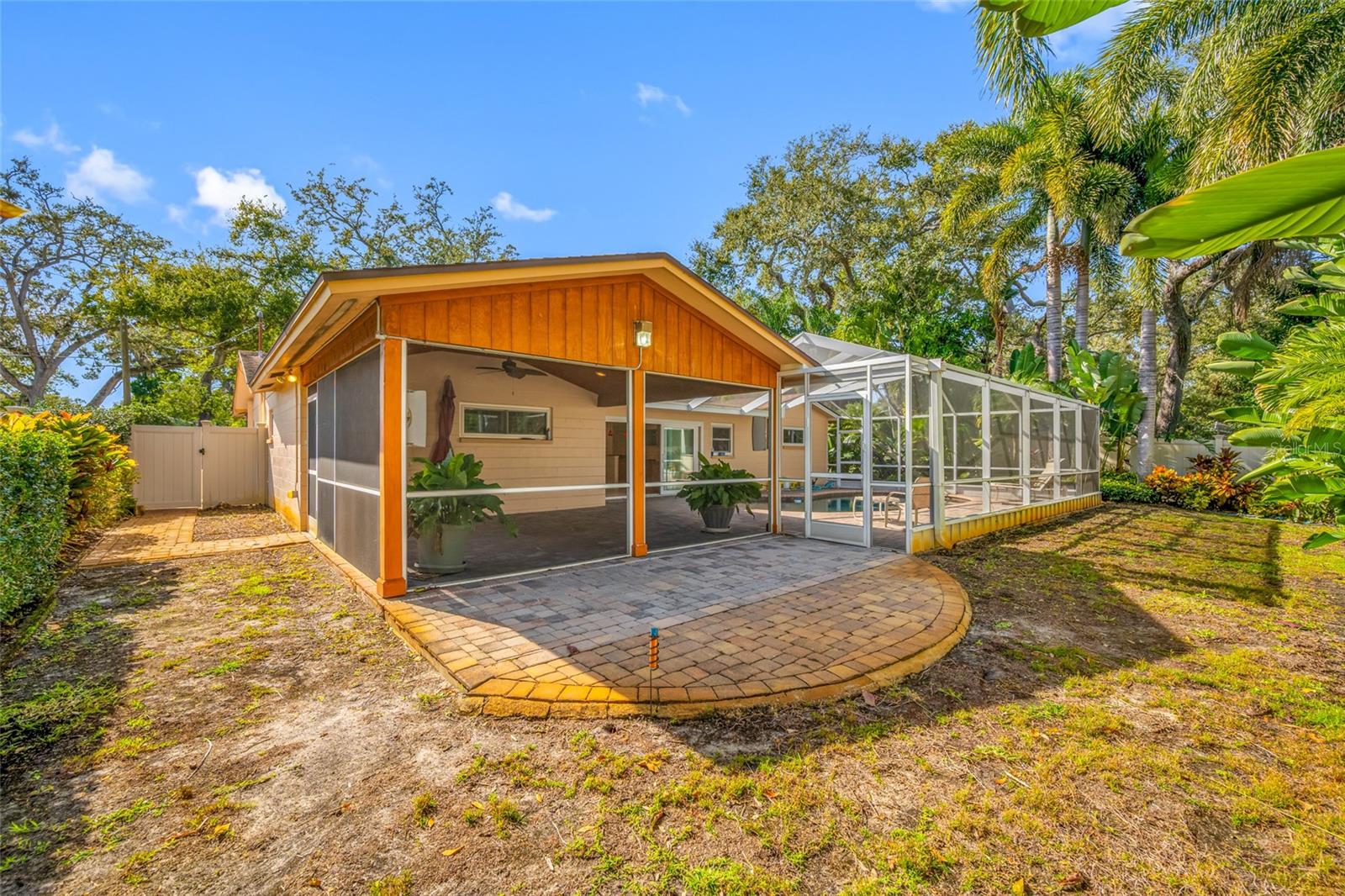 TB8467916 Property Photo