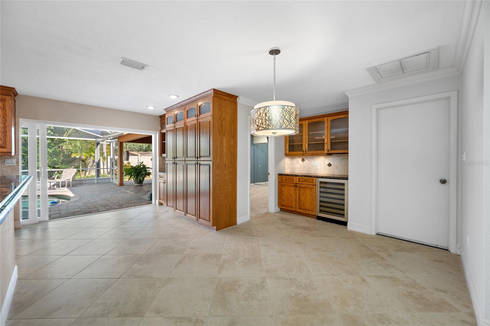 TB8467916 Property Photo