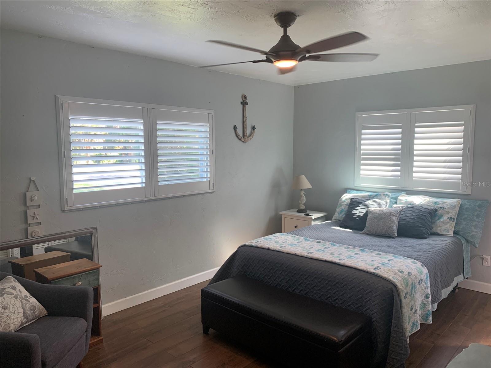 1329 ROYAL PALM DR S, ST PETERSBURG, FL, 33707