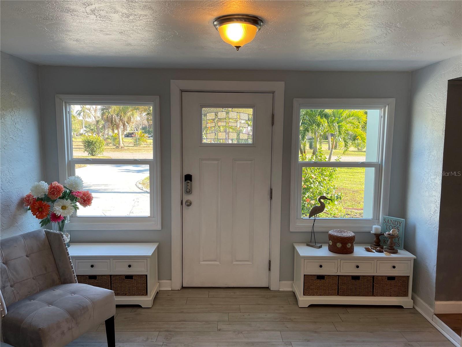 1329 ROYAL PALM DR S, ST PETERSBURG, FL, 33707