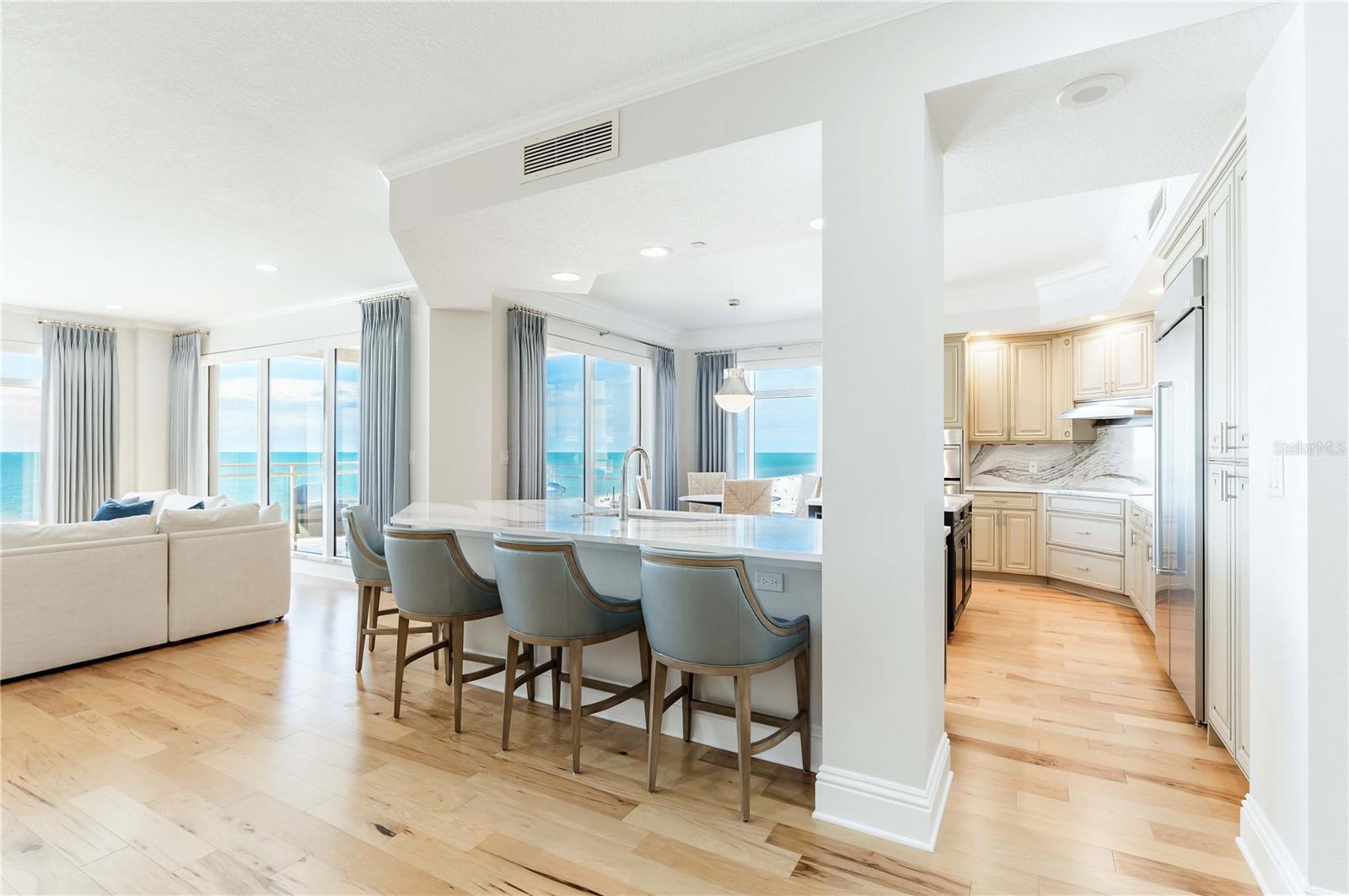 TB8467929 Property Photo