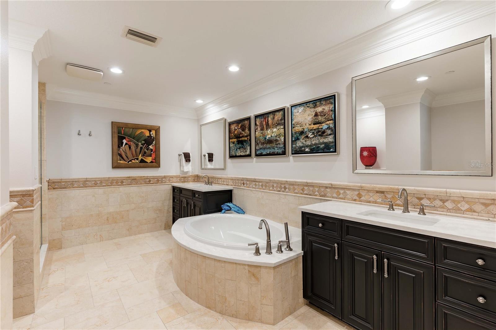 TB8467929 Property Photo