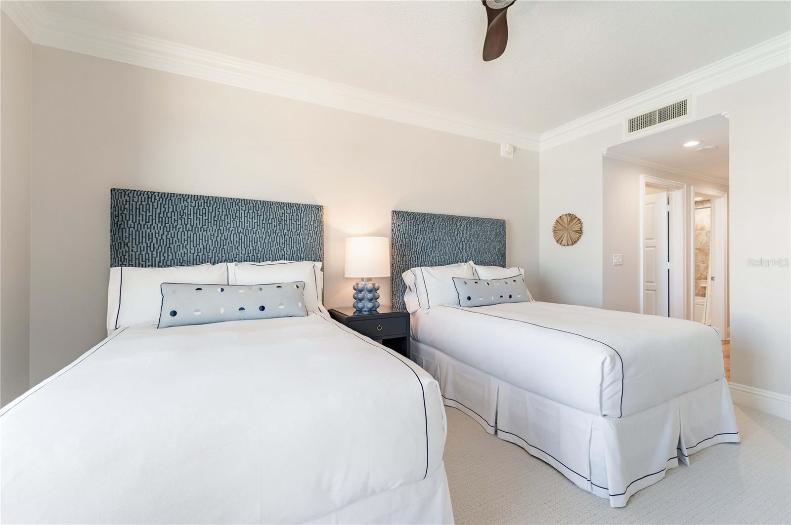 TB8467929 Property Photo