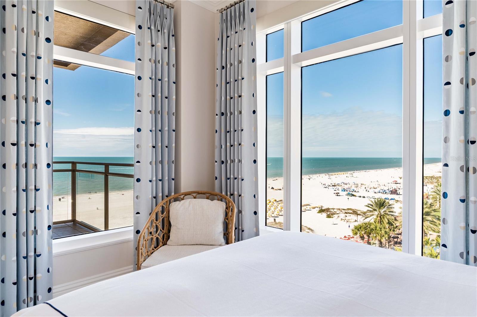 TB8467929 Property Photo