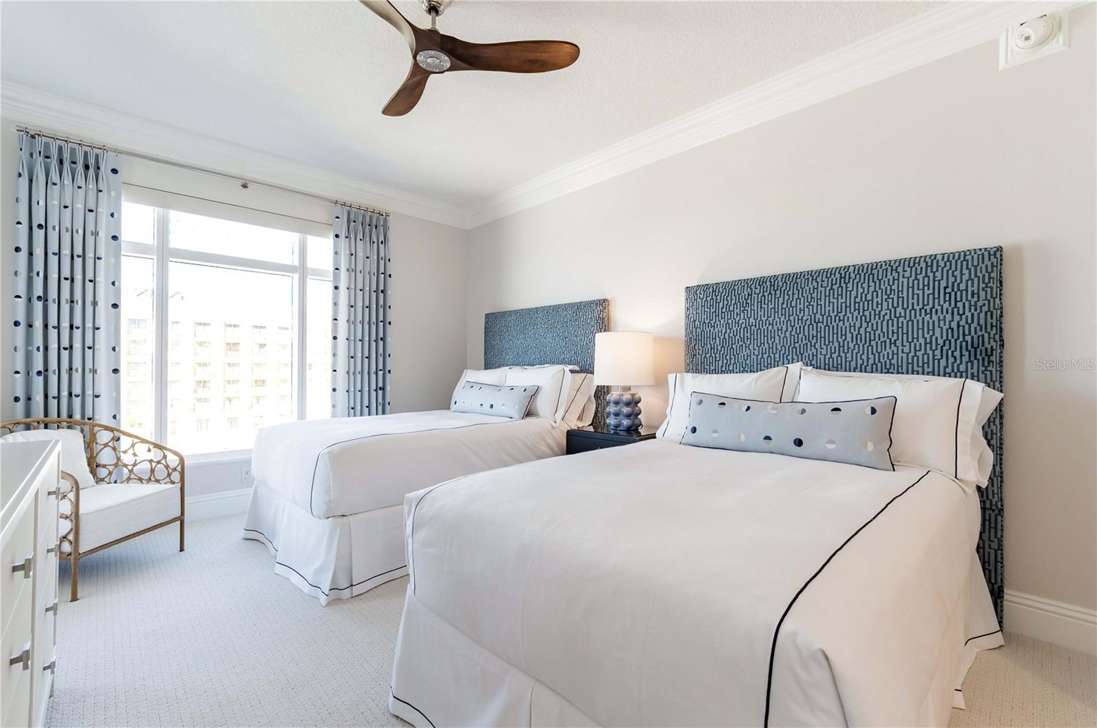 TB8467929 Property Photo