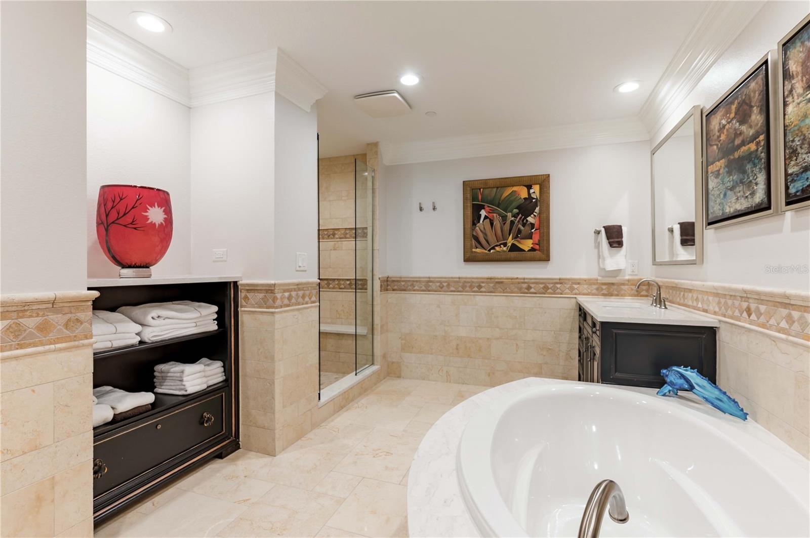 TB8467929 Property Photo