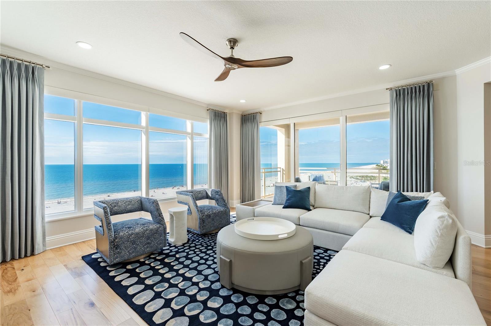 TB8467929 Property Photo