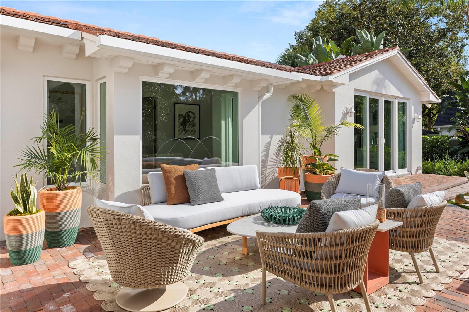 O6376319 Property Photo