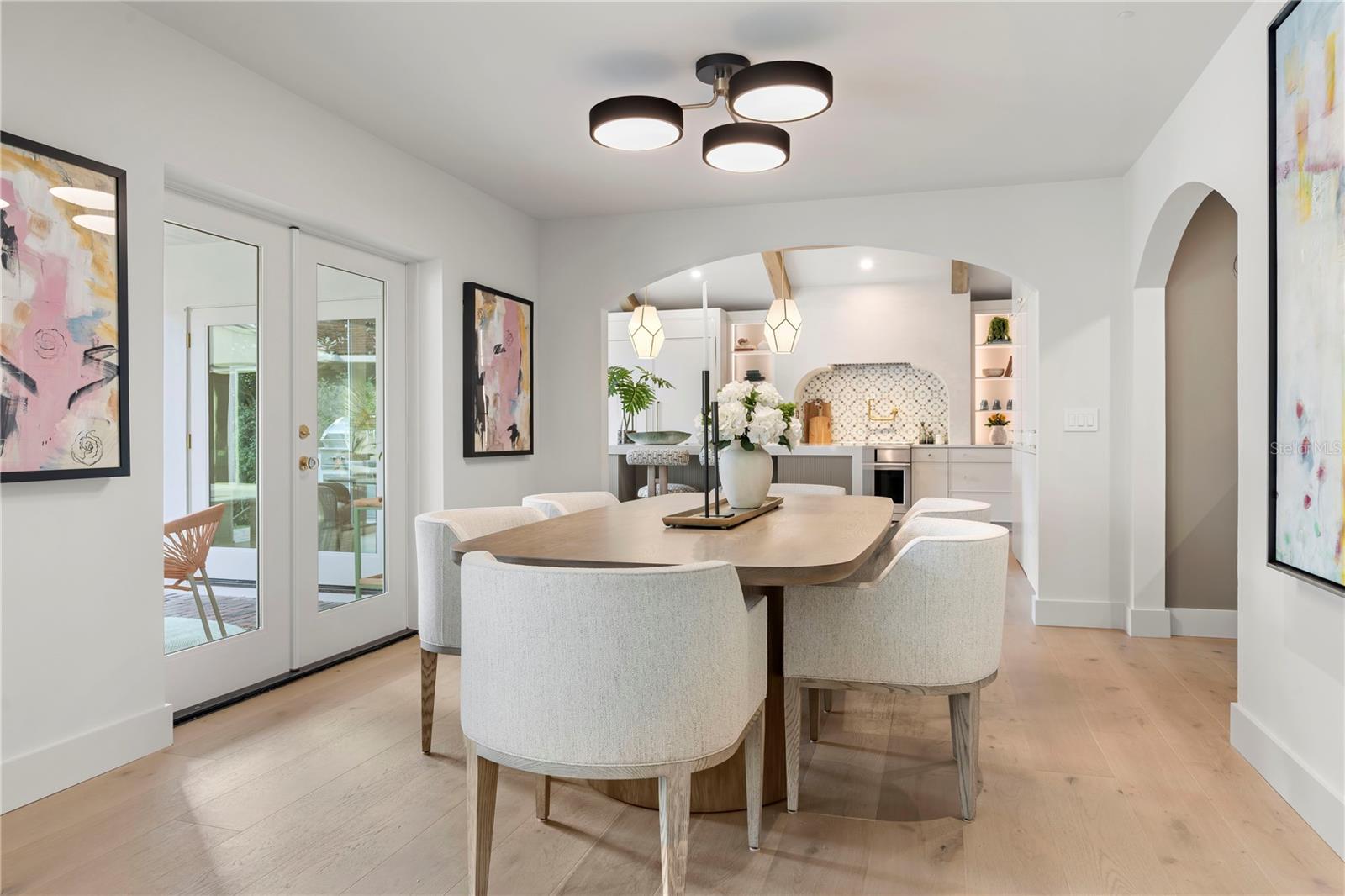 O6376319 Property Photo