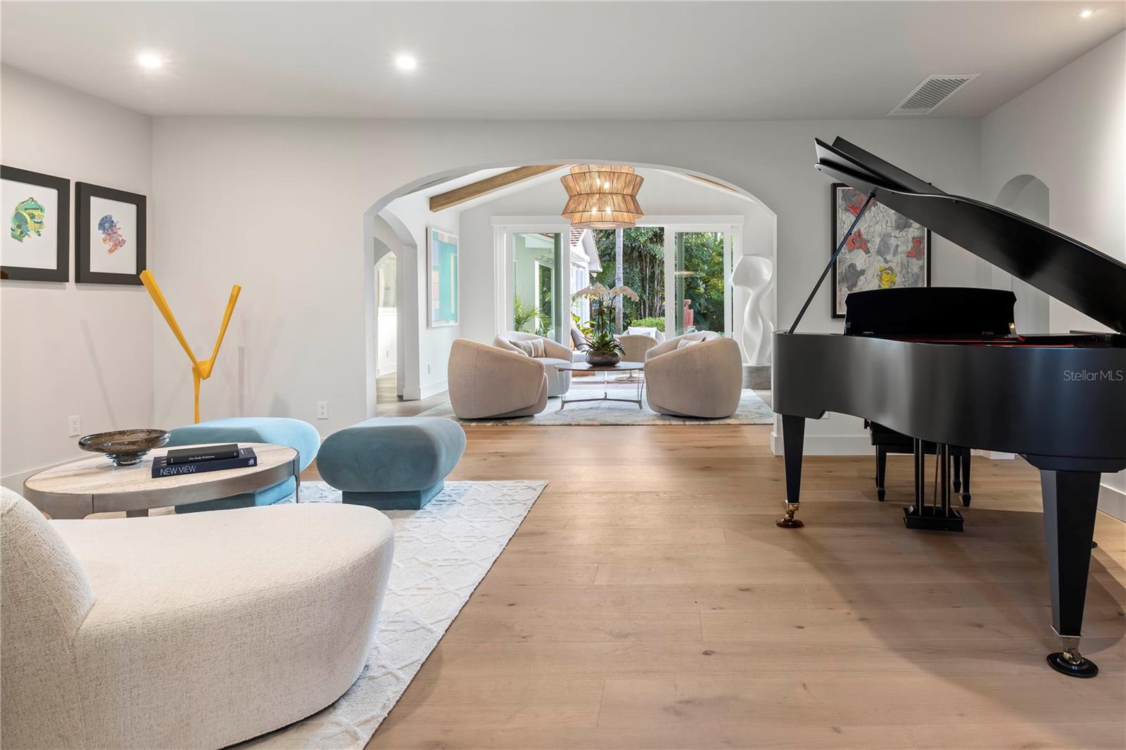 O6376319 Property Photo