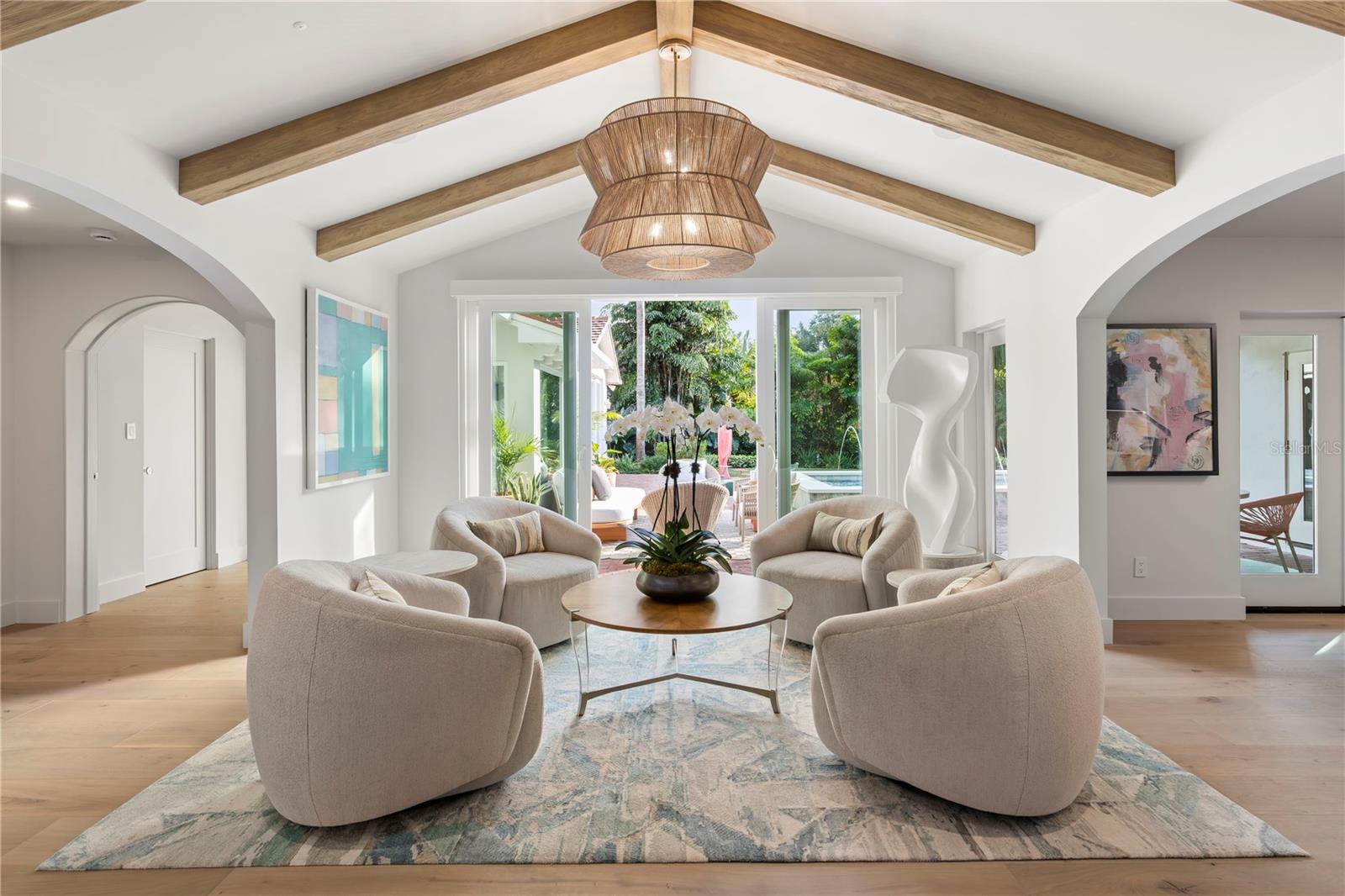 O6376319 Property Photo