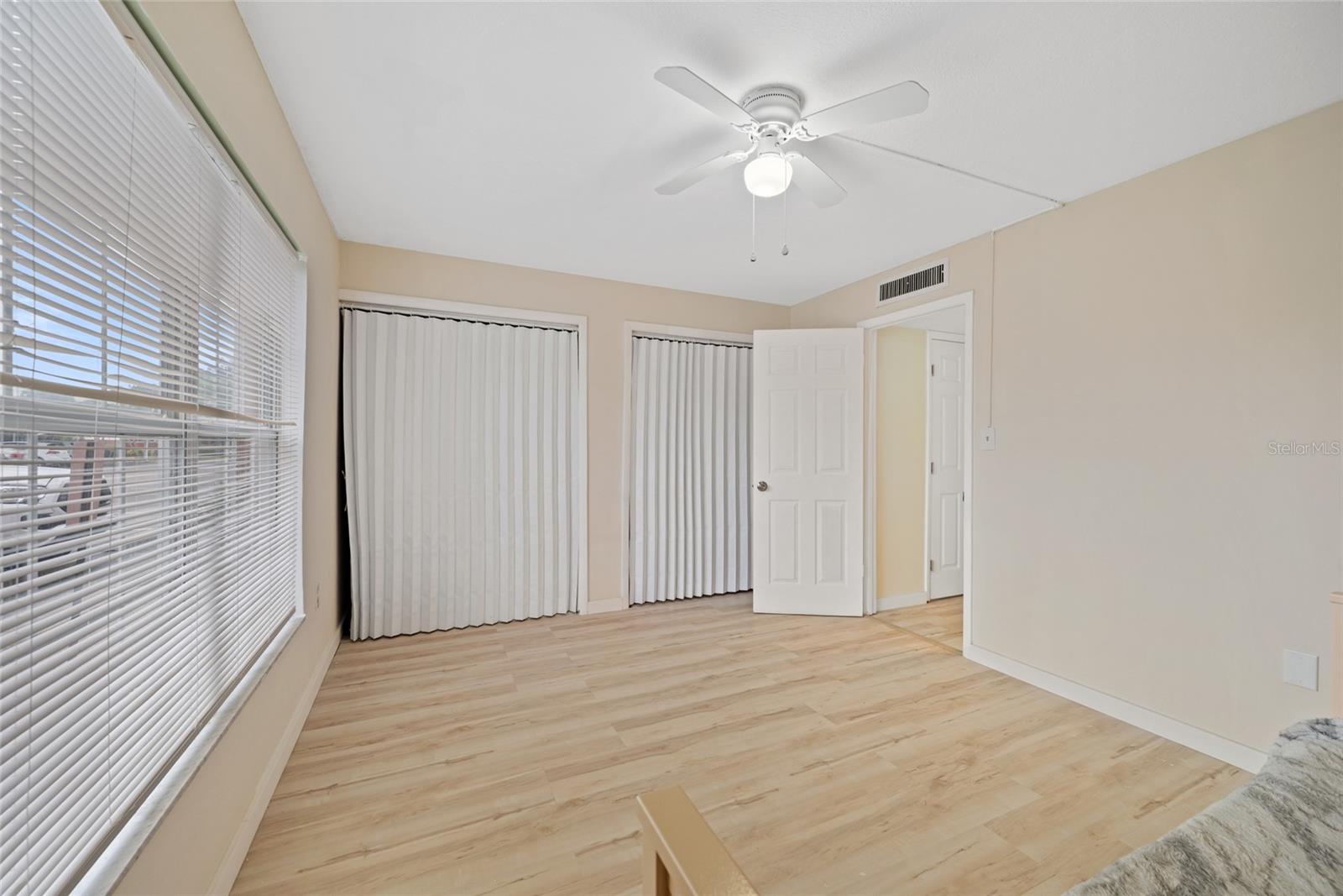 1290 83RD AVE N #B, ST PETERSBURG, FL, 33702