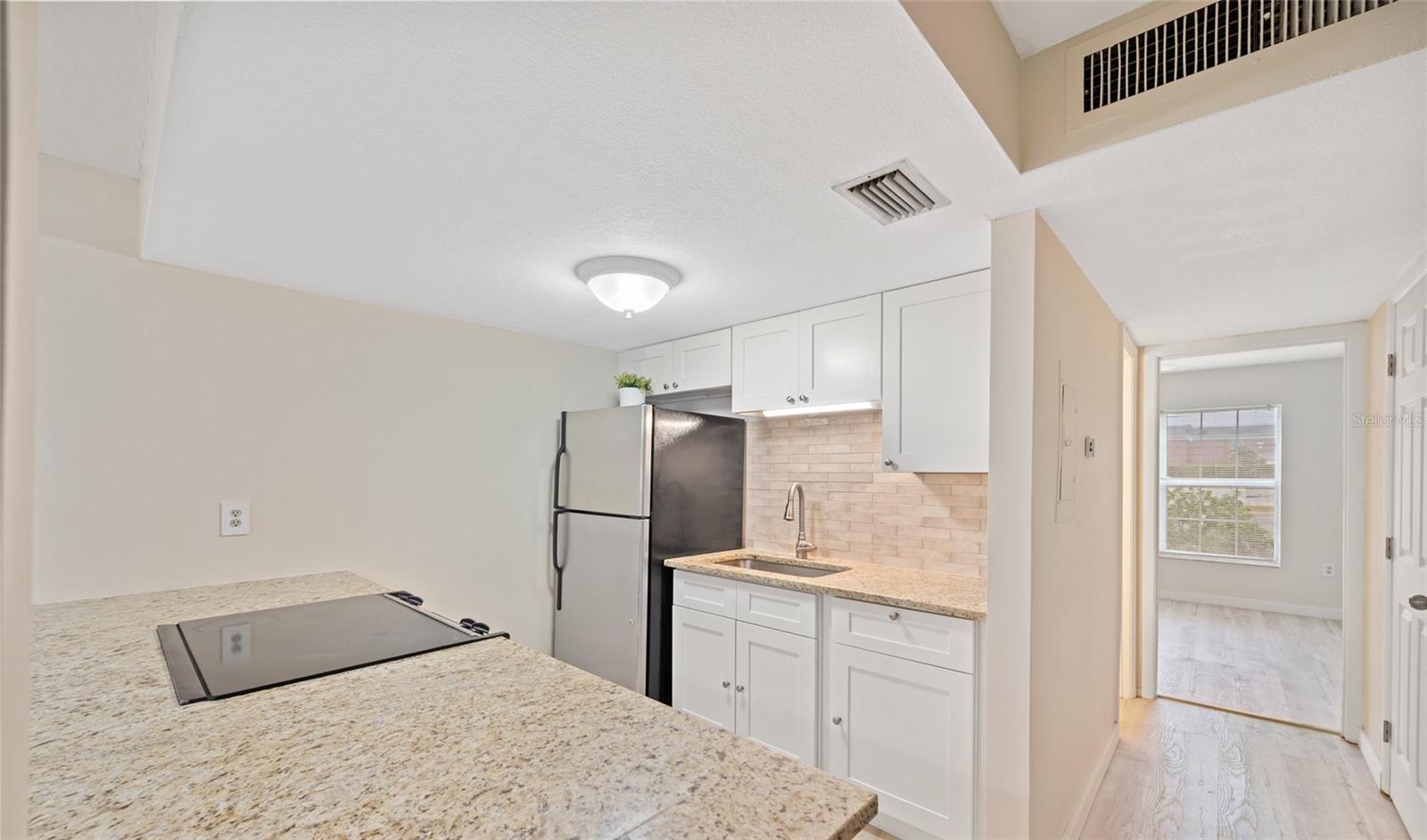 1290 83RD AVE N #B, ST PETERSBURG, FL, 33702