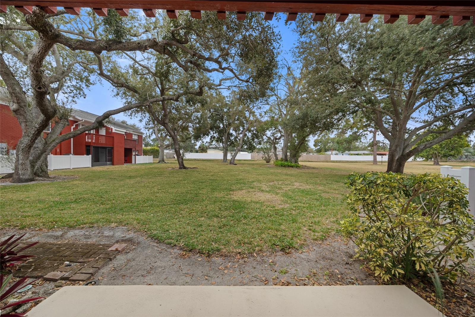 1290 83RD AVE N #B, ST PETERSBURG, FL, 33702