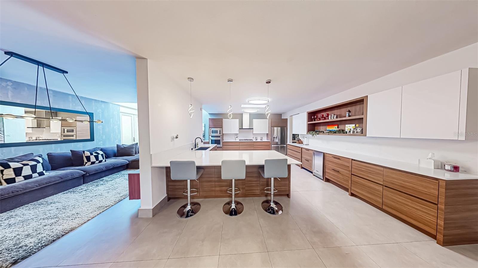 PR9118749 Property Photo