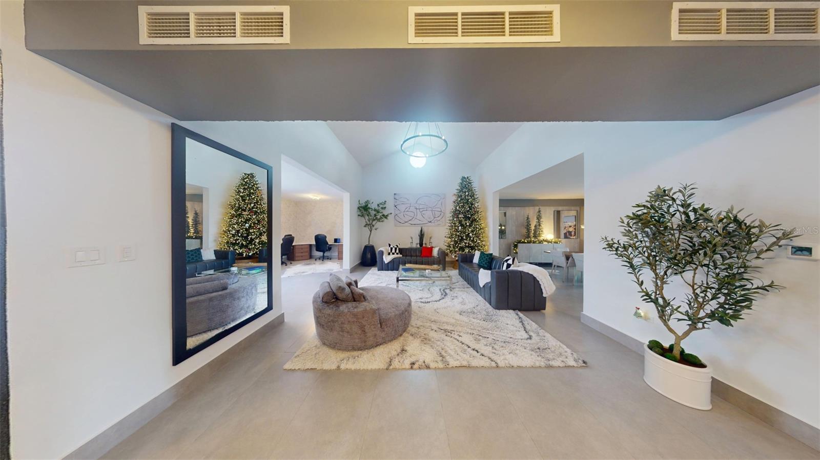 PR9118749 Property Photo