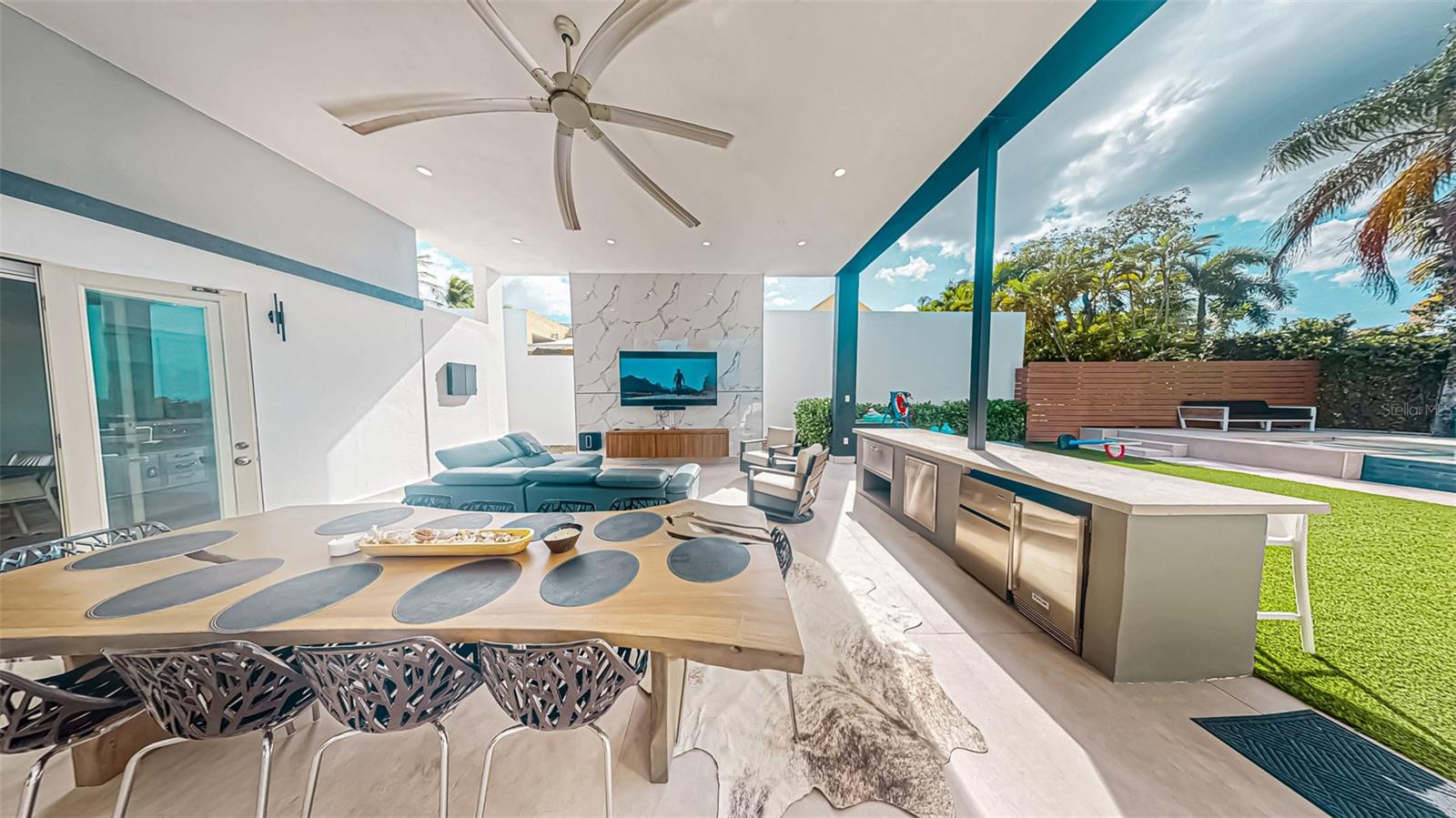 PR9118749 Property Photo