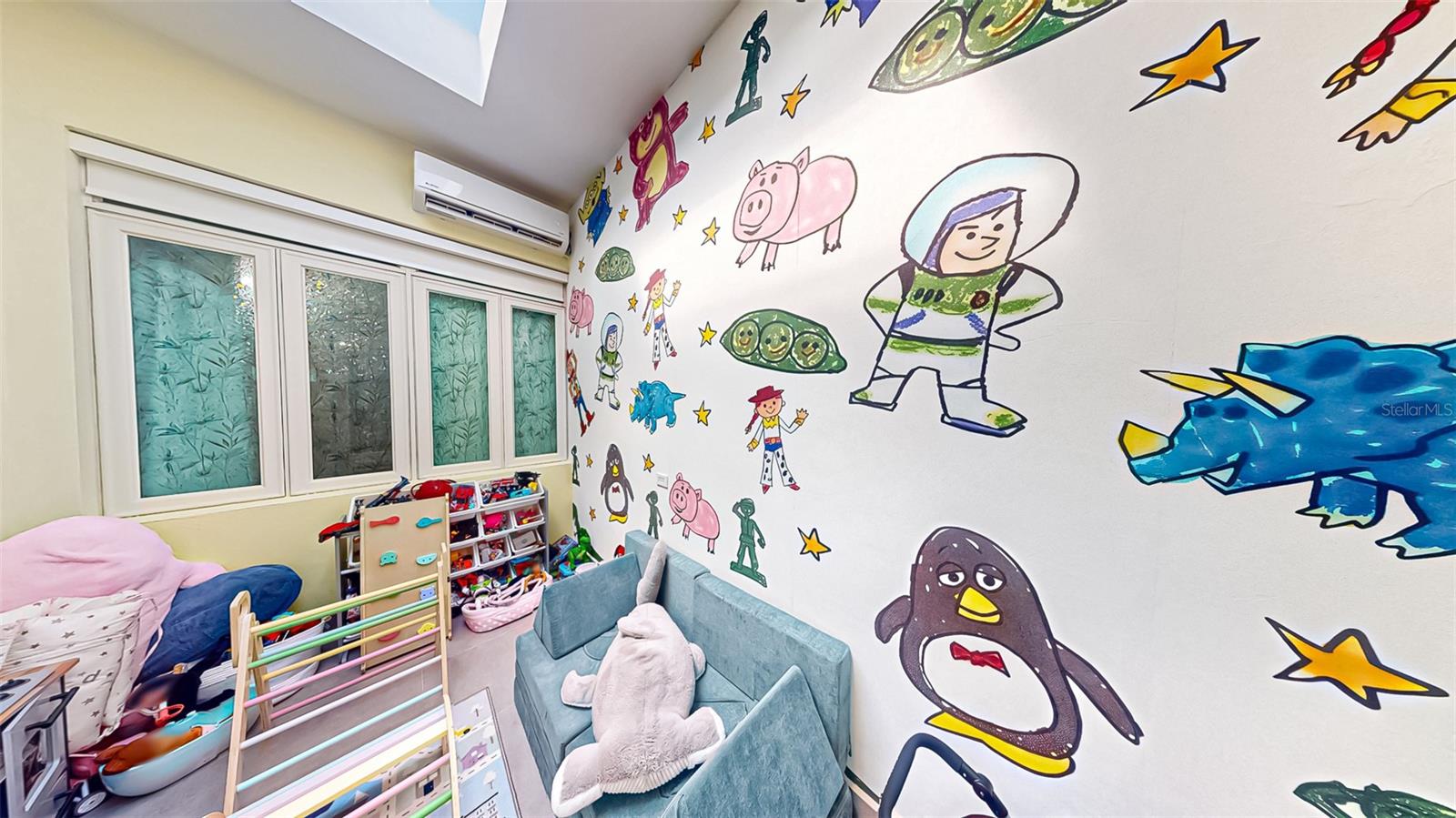 PR9118749 Property Photo