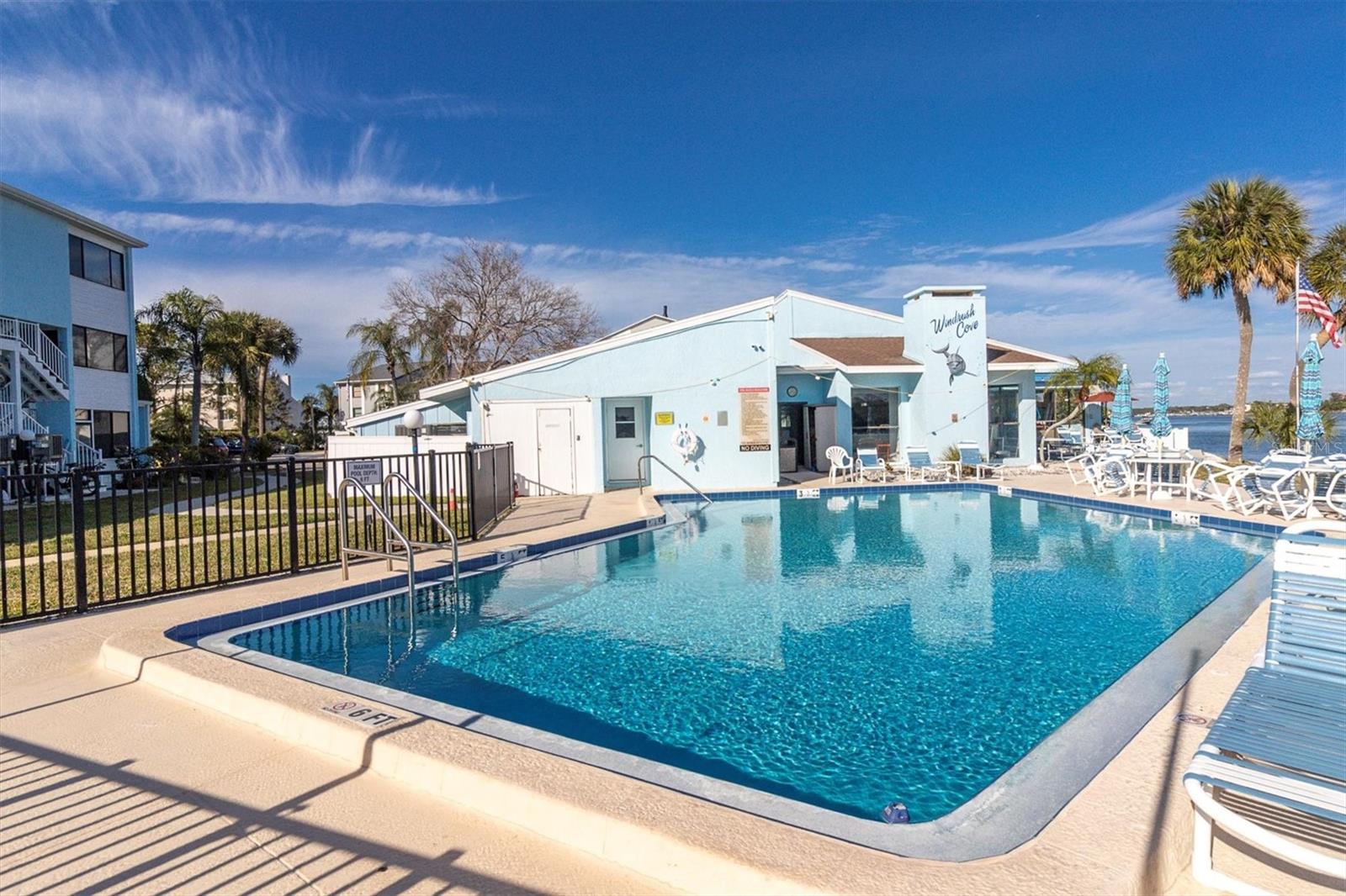 1 WINDRUSH BLVD #87, INDIAN ROCKS BEACH, FL, 33785