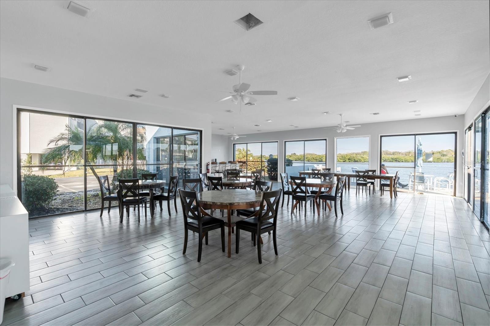 1 WINDRUSH BLVD #87, INDIAN ROCKS BEACH, FL, 33785