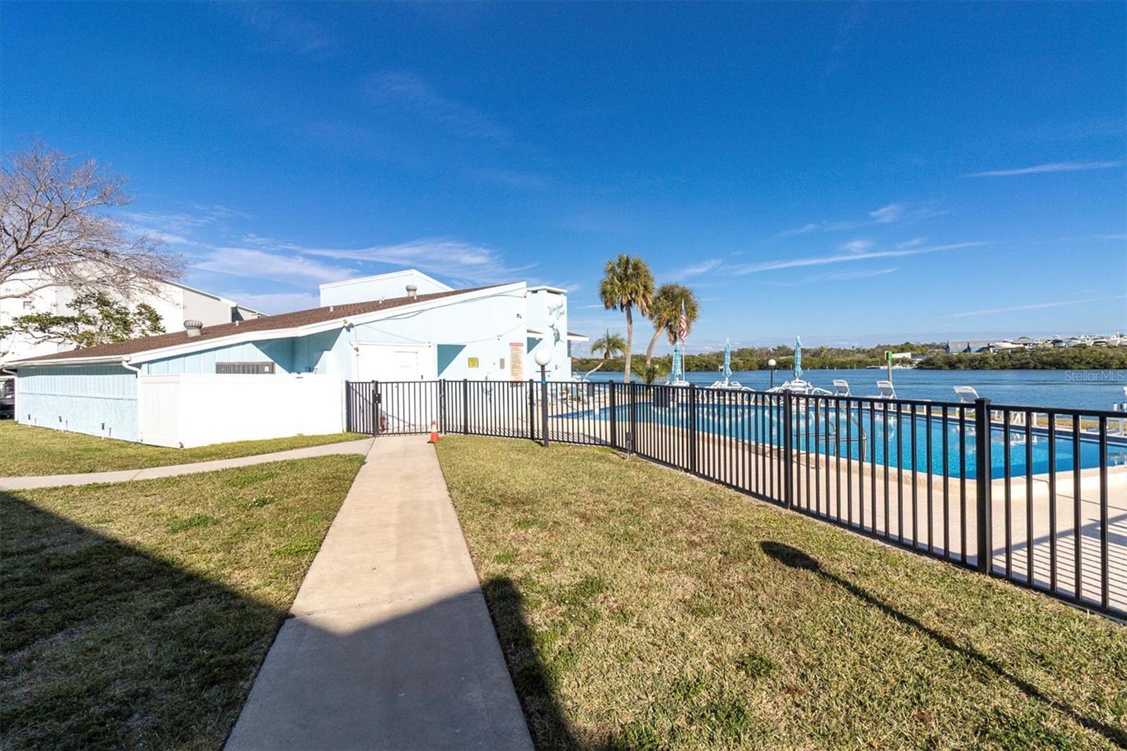 1 WINDRUSH BLVD #87, INDIAN ROCKS BEACH, FL, 33785