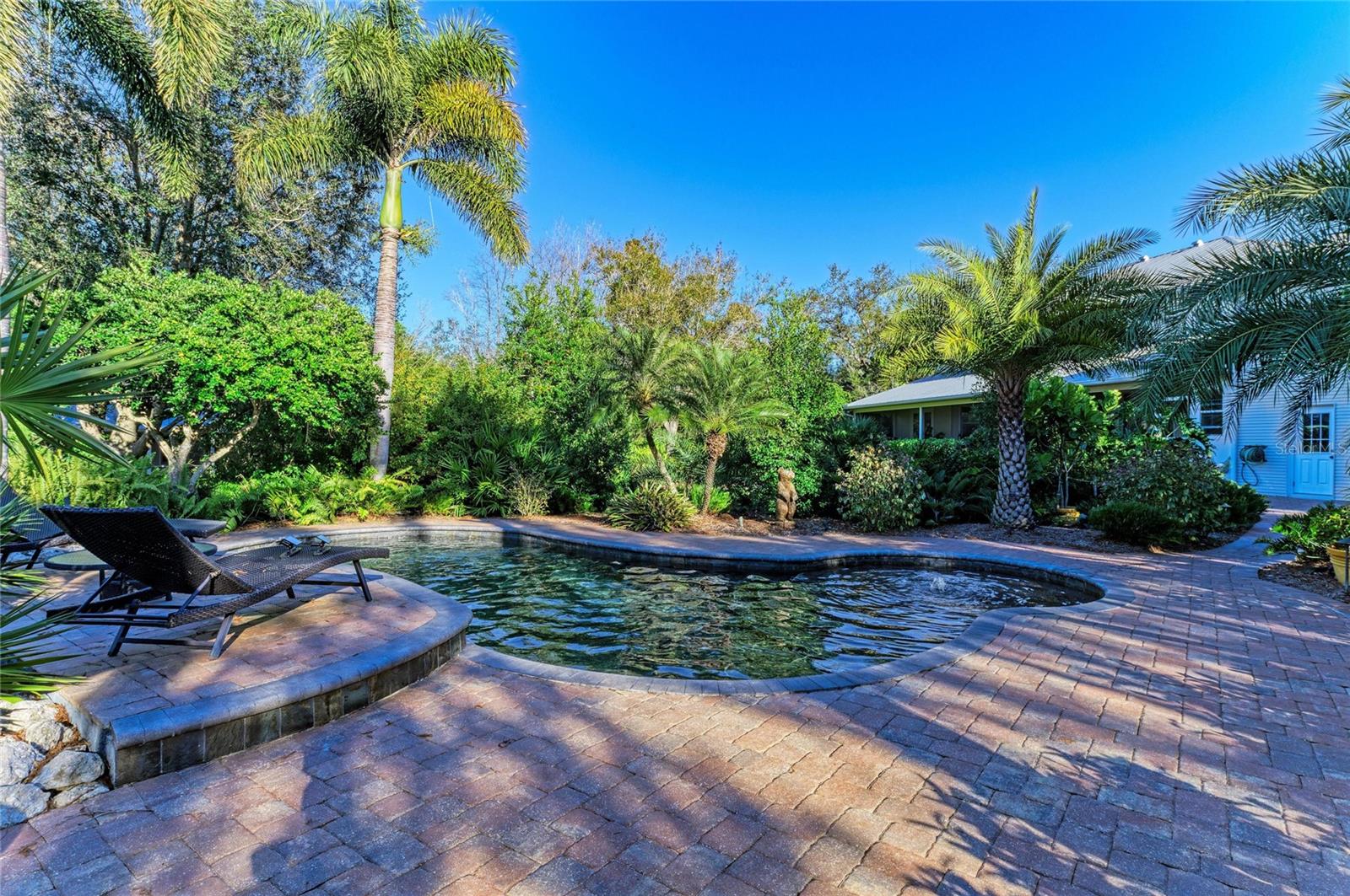 39321 WASHINGTON LOOP RD, PUNTA GORDA, FL, 33982