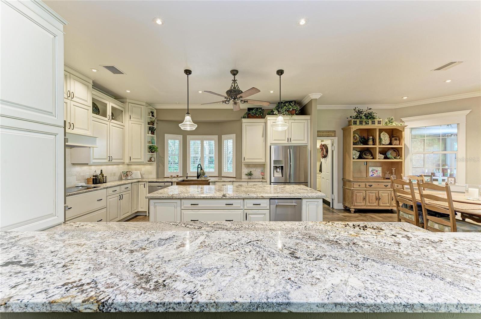 39321 WASHINGTON LOOP RD, PUNTA GORDA, FL, 33982