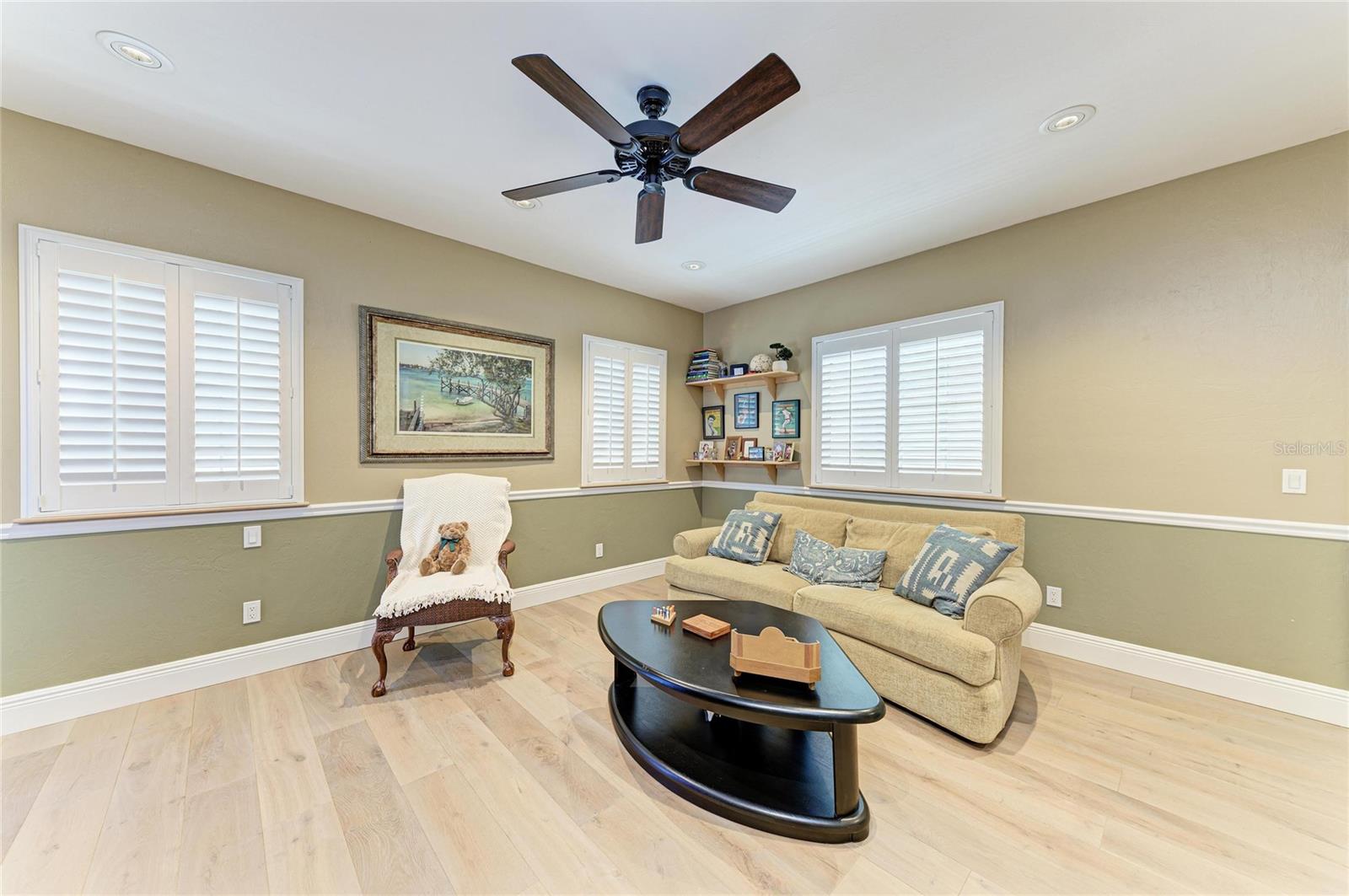 39321 WASHINGTON LOOP RD, PUNTA GORDA, FL, 33982