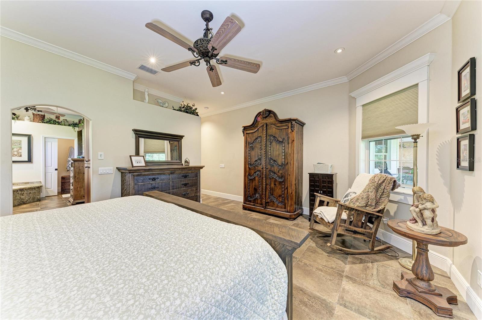 39321 WASHINGTON LOOP RD, PUNTA GORDA, FL, 33982