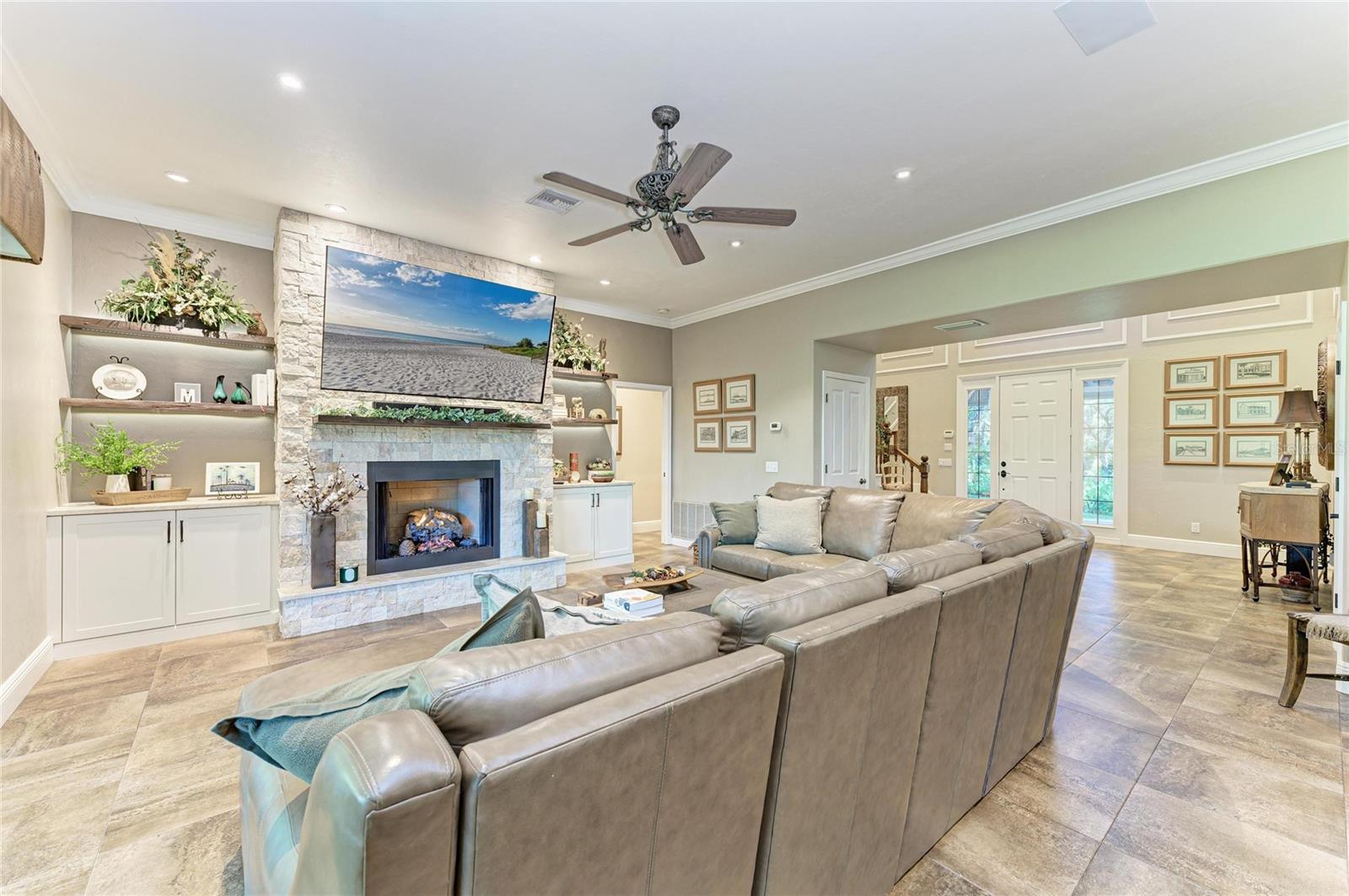 39321 WASHINGTON LOOP RD, PUNTA GORDA, FL, 33982