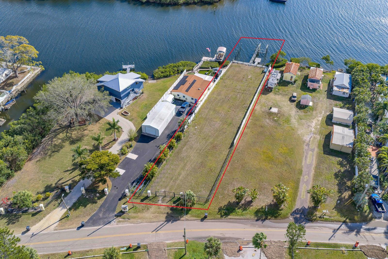 3304 W SHELL POINT RD, RUSKIN, FL, 33570
