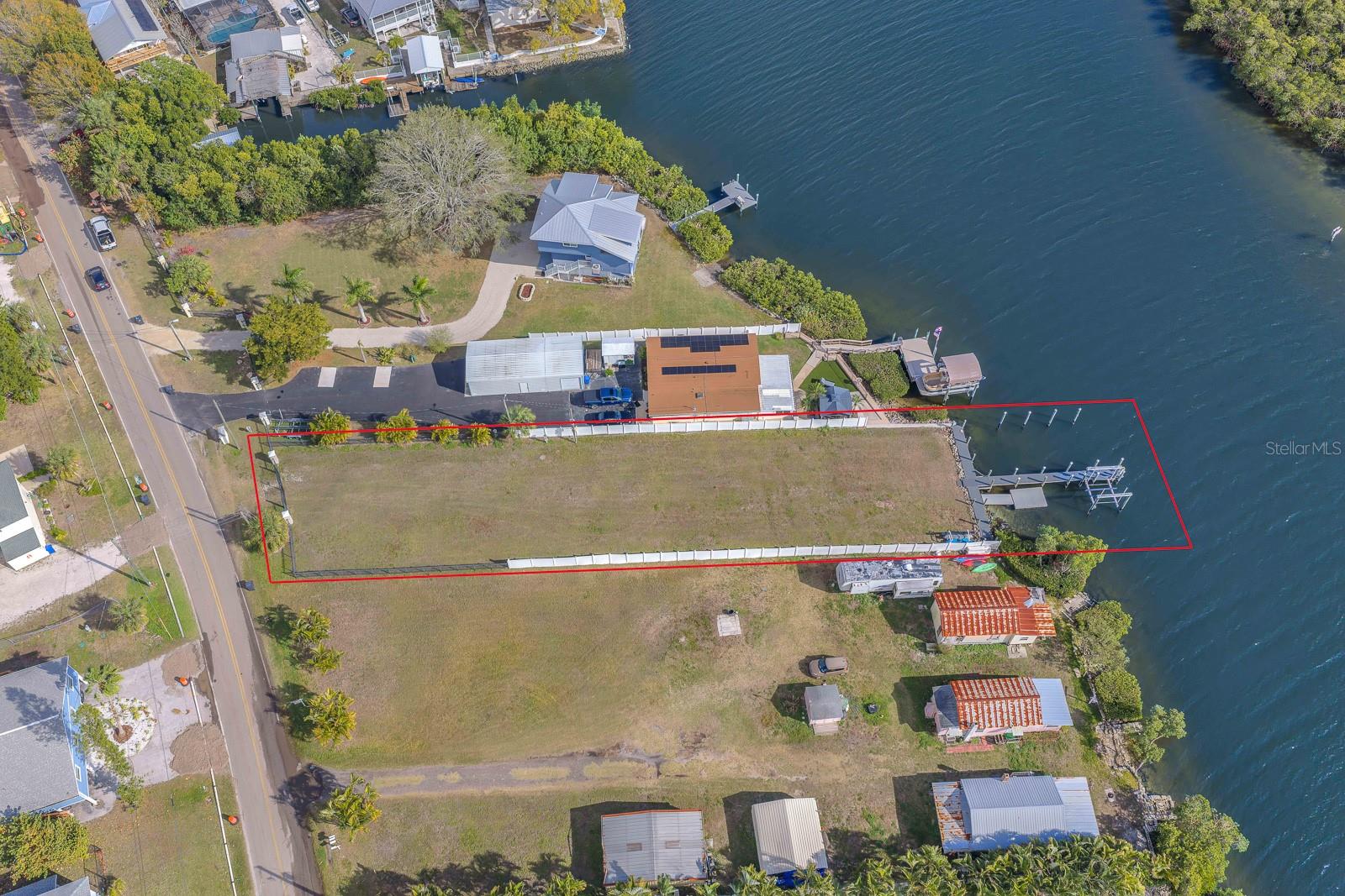 3304 W SHELL POINT RD, RUSKIN, FL, 33570