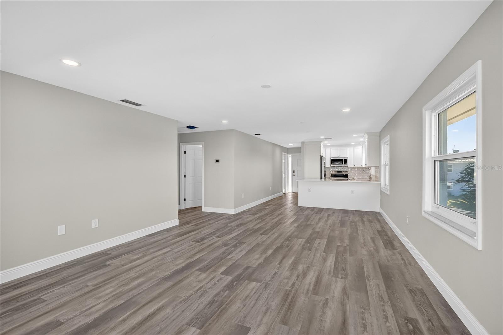 600 MANATEE AVE #212, HOLMES BEACH, FL, 34217