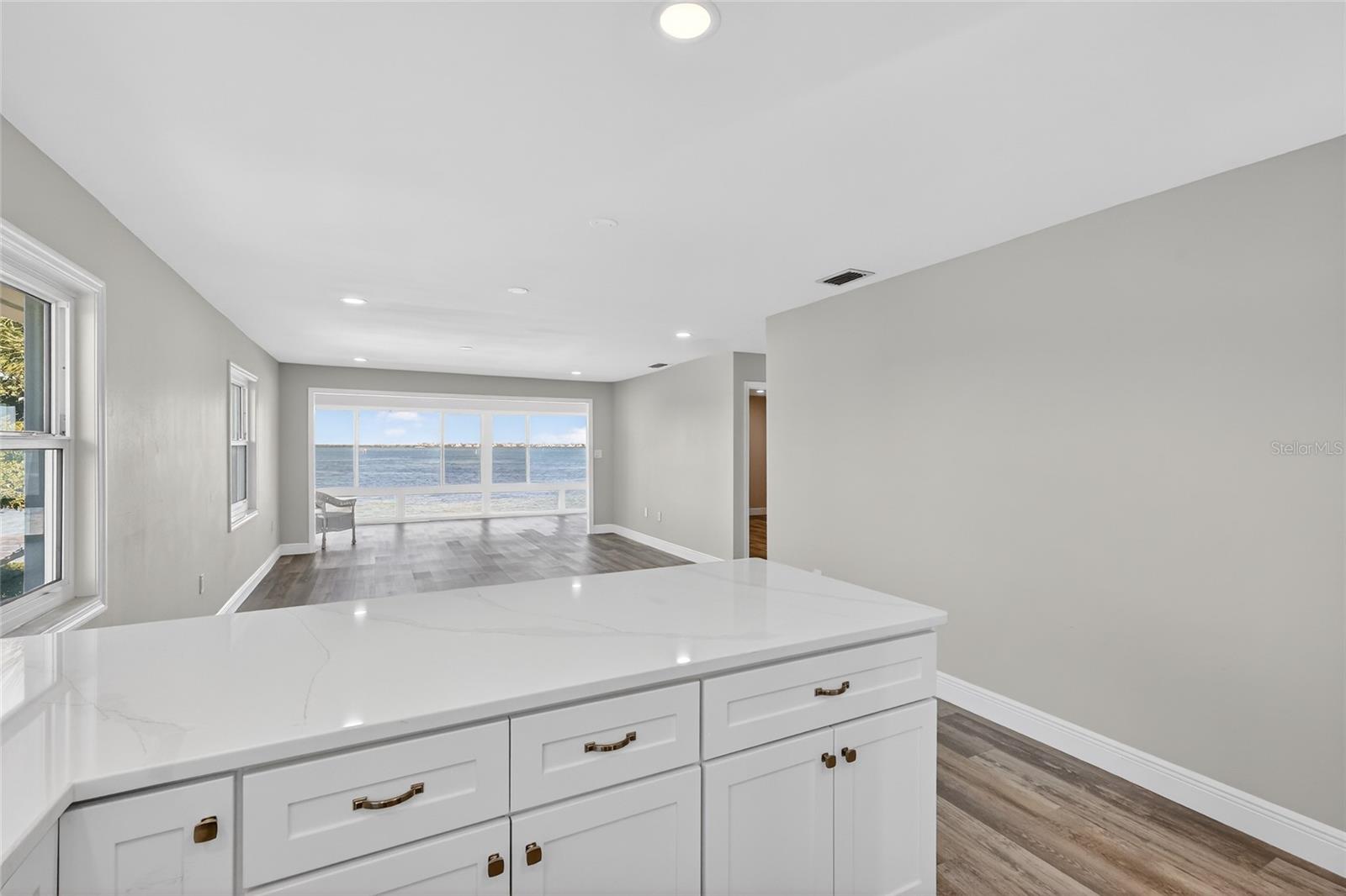 600 MANATEE AVE #212, HOLMES BEACH, FL, 34217