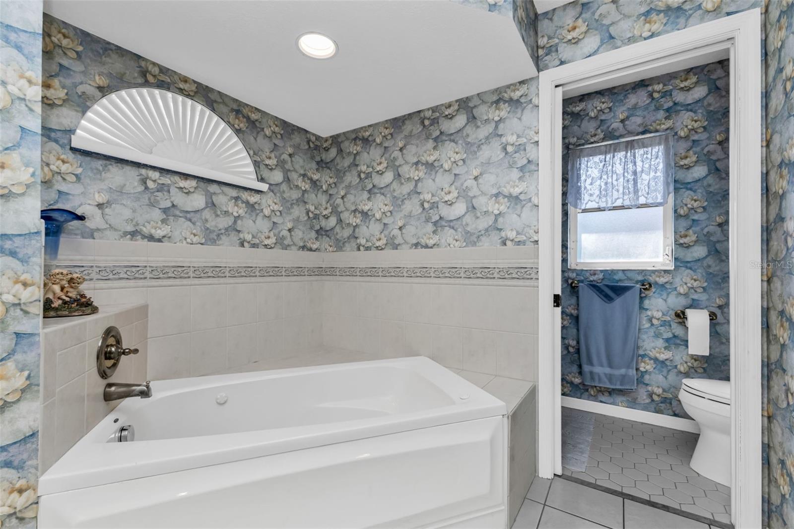 2153 ONONDAGA LN, PUNTA GORDA, FL, 33983