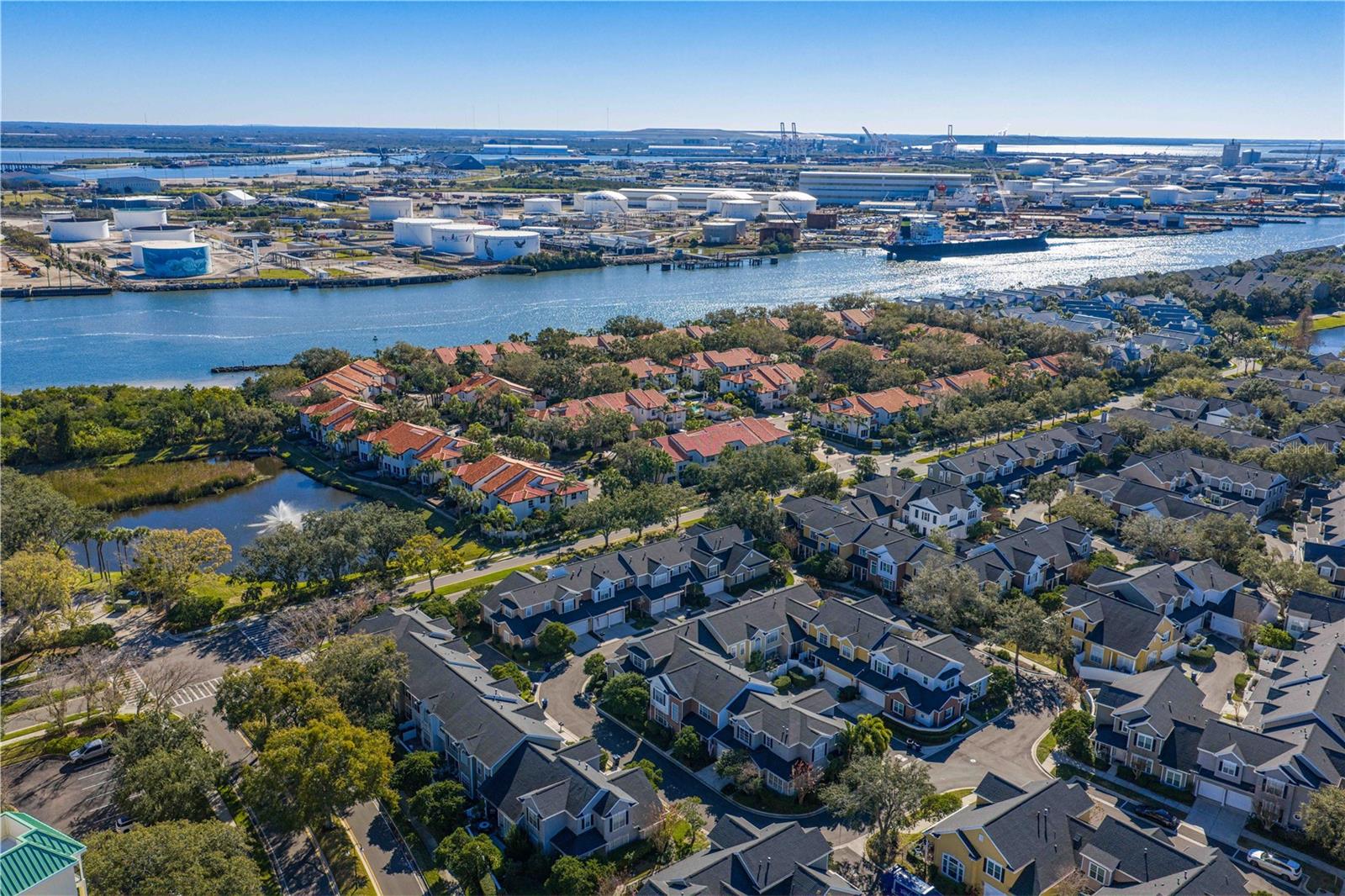 305 INNER HARBOUR CIR, TAMPA, FL, 33602