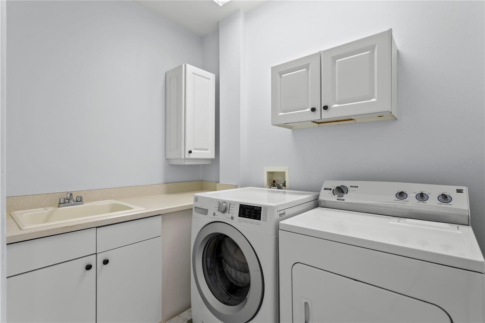 305 INNER HARBOUR CIR, TAMPA, FL, 33602