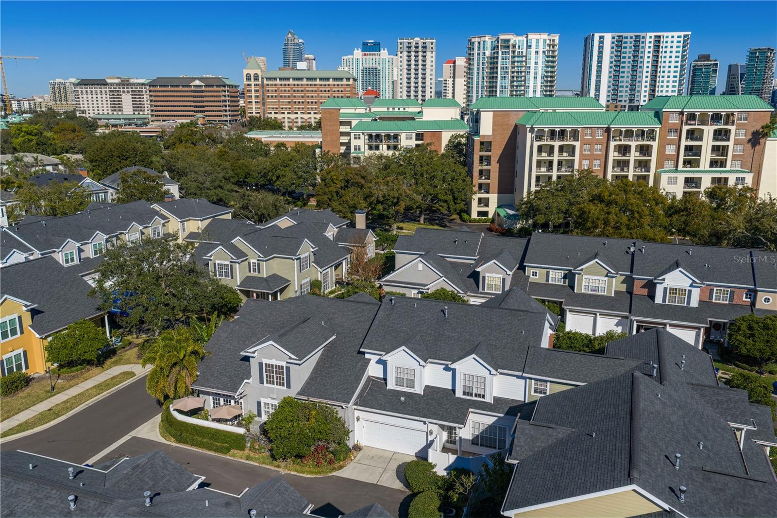 305 INNER HARBOUR CIR, TAMPA, FL, 33602